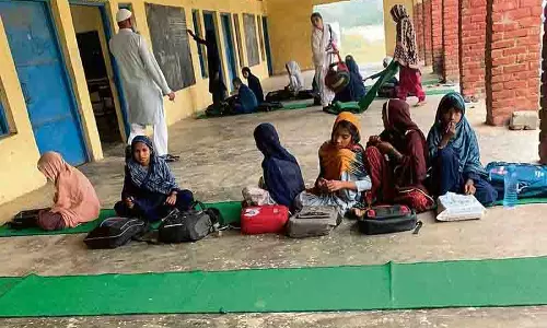 Palwal के 40% स्कूलों में स्टाफ की कमी, अप्रैल में राहत मिलने की उम्मीद Palwal के 40% स्कूलों में स्टाफ की कमी, अप्रैल में राहत मिलने की उम्मीद