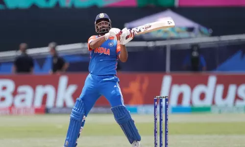 IPL 2025: ऋषभ पंत को लखनऊ सुपर जायंट्स का कप्तान नियुक्त किया गया IPL 2025: ऋषभ पंत को लखनऊ सुपर जायंट्स का कप्तान नियुक्त किया गया