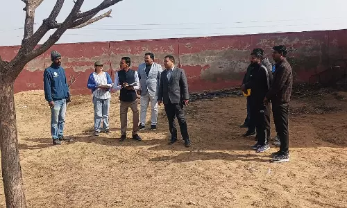 Churu: जिला कलेक्टर अभिषेक सुराणा ने किया स्पोर्ट्स स्कूल निर्माण कार्य का निरीक्षण, दिए निर्देश