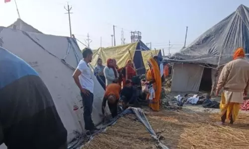 BIG BREAKING: महाकुंभ में दूसरे दिन भी आग, बचाव कार्य जारी BIG BREAKING: महाकुंभ में दूसरे दिन भी आग, बचाव कार्य जारी