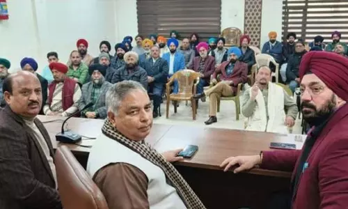 Sat Sharma ने कांग्रेस पर संविधान के नाम पर राजनीति करने का आरोप लगाया