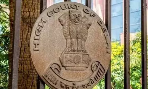 दिल्ली High Court ने AAP के चुनावी वादे के खिलाफ याचिका पर तत्काल सुनवाई से इनकार किया दिल्ली High Court ने AAP के चुनावी वादे के खिलाफ याचिका पर तत्काल सुनवाई से इनकार किया