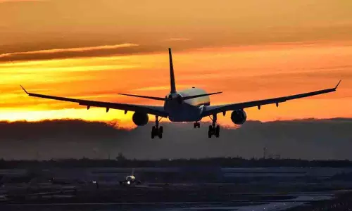 Hyderabad हवाई अड्डे ने शनिवार को नया रिकॉर्ड बनाया Hyderabad हवाई अड्डे ने शनिवार को नया रिकॉर्ड बनाया