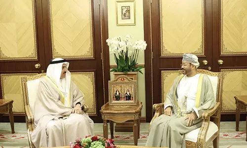 Omani विदेश मंत्री ने संघीय राष्ट्रीय परिषद के अध्यक्ष से की मुलाकात