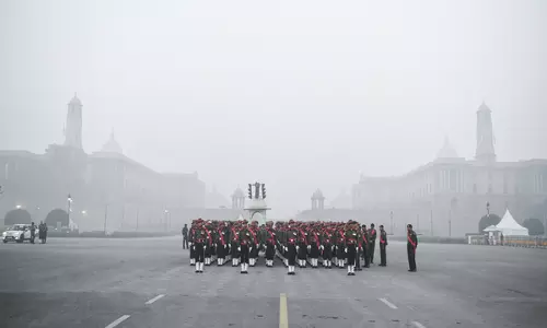 Republic Day Parade 2025: भारत की सांस्कृतिक विविधता और सैन्य शक्ति का उत्सव