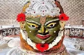 Ujjain:   महाकाल मंदिर में दर्शन करने आए युवक ने तोड़ा नियम