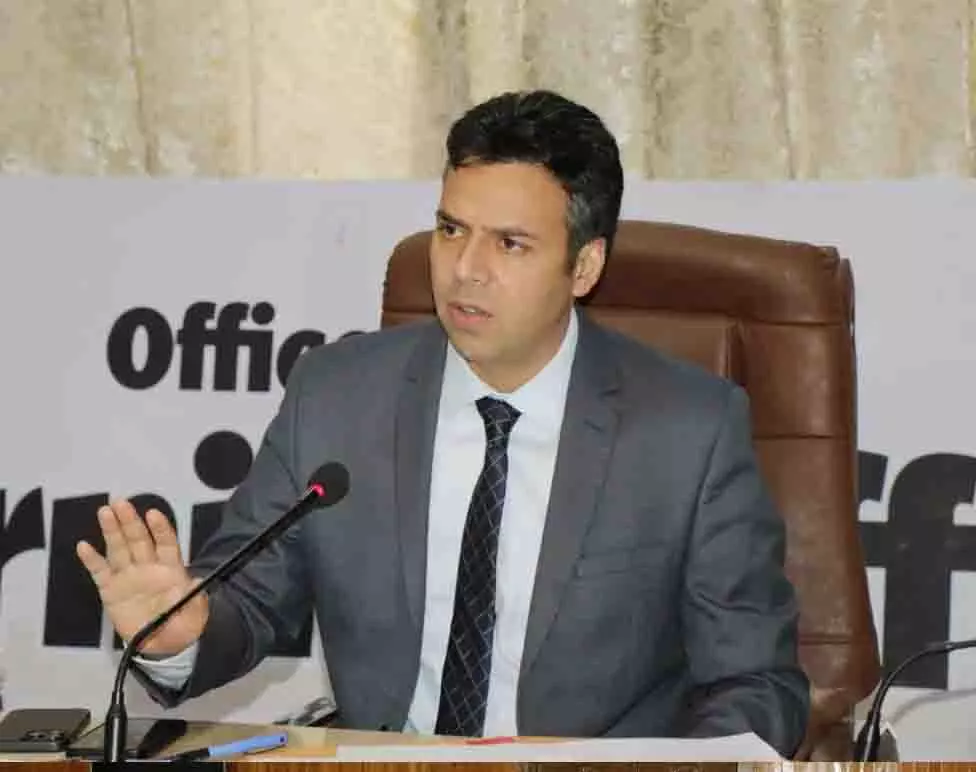 DC Srinagar chairs DLIC meeting मिशन यूथ योजनाओं के तहत 34 मामलों को मंजूरी दी DC Srinagar chairs DLIC meeting मिशन यूथ योजनाओं के तहत 34 मामलों को मंजूरी दी