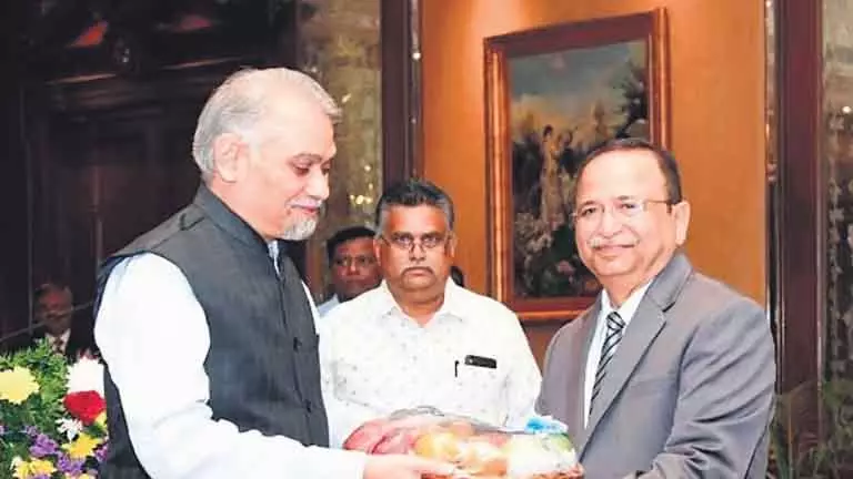 Telangana उच्च न्यायालय के मुख्य न्यायाधीश आलोक अराधे को दी गई विदाई Telangana उच्च न्यायालय के मुख्य न्यायाधीश आलोक अराधे को दी गई विदाई