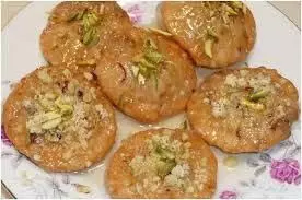 Mawa Kachori Recipe: घर पर ऐसे बनाएं मावा कचौरी