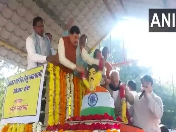 CM Yadav ने स्वतंत्रता सेनानी हेमू कालानी की पुण्यतिथि पर उन्हें श्रद्धांजलि दी