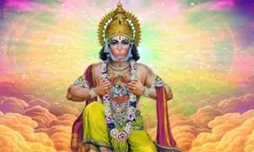 Hanuman Bahuk: मंगलवार को चालीसा के साथ-साथ हनुमान बाहुक का भी पाठ करें, बजरंगबली की कृपा से दूर होंगे सभी संकट