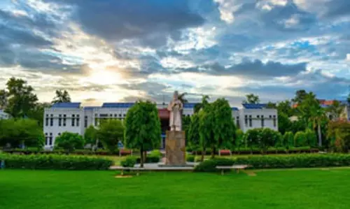जामिया मिलिया इस्लामिया में भारतीय ज्ञान प्रणाली, हिंदू पहचान पर चर्चा जामिया मिलिया इस्लामिया में भारतीय ज्ञान प्रणाली, हिंदू पहचान पर चर्चा