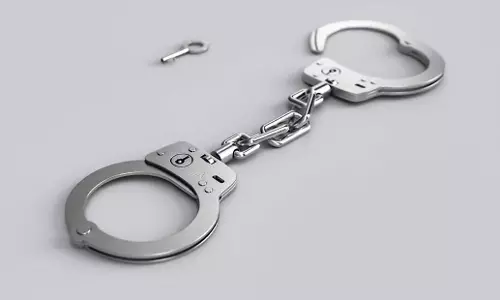 Telangana: एटीएम पर लोगों को ठगने वाले गिरोह का पर्दाफाश, तीन गिरफ्तार