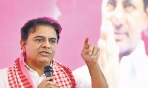 Telangana: बीआरएस ने किसानों की आत्महत्या के कारणों की पहचान के लिए समिति गठित की Telangana: बीआरएस ने किसानों की आत्महत्या के कारणों की पहचान के लिए समिति गठित की