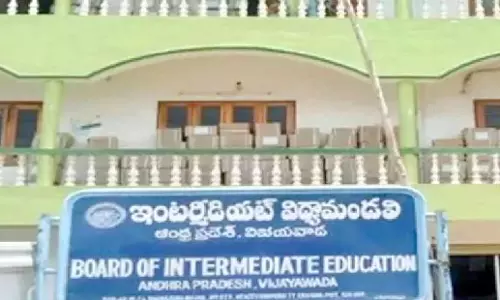 Andhra: जूनियर कॉलेज व्याख्याताओं ने अनियमित प्रिंसिपल पदोन्नति की निंदा की