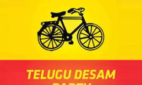 Andhra: टीडीपी ने पार्टी कार्यकर्ताओं को चुप रहने का निर्देश दिया Andhra: टीडीपी ने पार्टी कार्यकर्ताओं को चुप रहने का निर्देश दिया