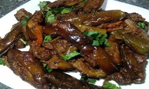 भरवां हरा बैंगन रेसिपी