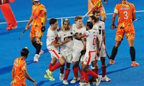 HIL 2024-25: सूरमा क्लब ने करीबी मुकाबले में बंगाल टाइगर्स को 2-1 से हराया HIL 2024-25: सूरमा क्लब ने करीबी मुकाबले में बंगाल टाइगर्स को 2-1 से हराया