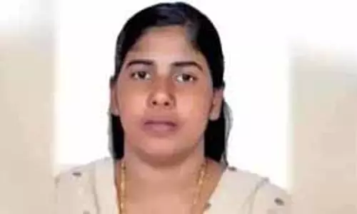 केरल में प्रेमी की हत्या के मामले में महिला को मौत की सजा केरल में प्रेमी की हत्या के मामले में महिला को मौत की सजा