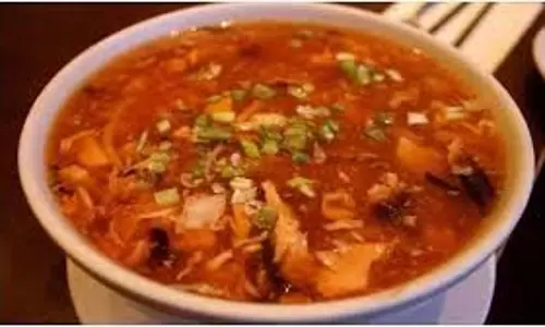 Soup Recipe: इस आसान तरीके से घर पर बनाएं गरमागरम सूप, जानें रेसिपी