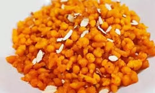 Meethi Boondi Recipe: गणतंत्र दिवस की मीठी बूंदी को मिस करते हैं, तो इस बार घर पर आसानी से बनाएं Meethi Boondi Recipe: गणतंत्र दिवस की मीठी बूंदी को मिस करते हैं, तो इस बार घर पर आसानी से बनाएं