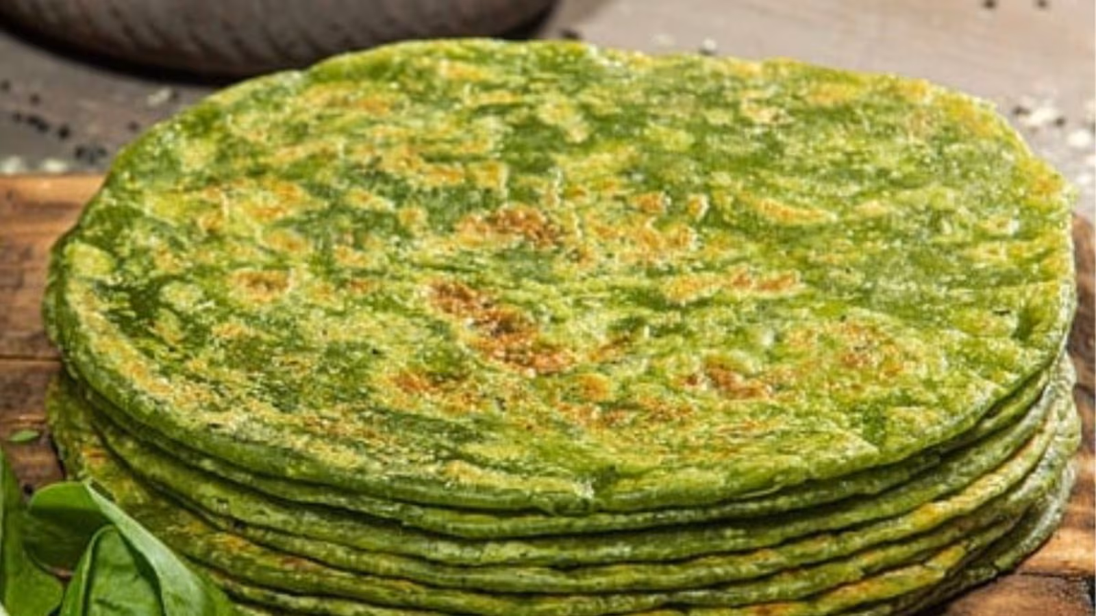 Chana Saag Paratha आसान है बनाने का तरीका Chana Saag Paratha आसान है बनाने का तरीका