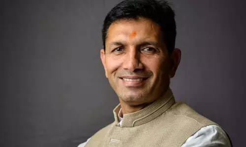 मध्य प्रदेश में कांग्रेस निभा रही है विपक्ष की भूमिका : जीतू पटवारी मध्य प्रदेश में कांग्रेस निभा रही है विपक्ष की भूमिका : जीतू पटवारी