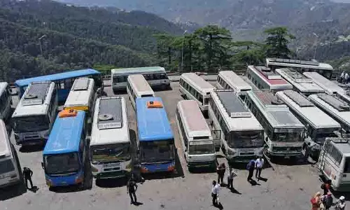 Nahan HRTC डिपो स्टाफ की कमी और ओवरटाइम बकाया से जूझ रहा Nahan HRTC डिपो स्टाफ की कमी और ओवरटाइम बकाया से जूझ रहा