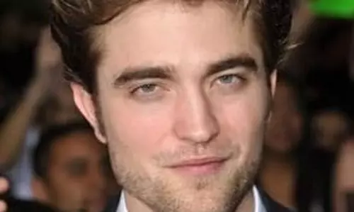Robert Pattinson ने कहा- उनकी बेटी की खुशबू अद्भुत है
