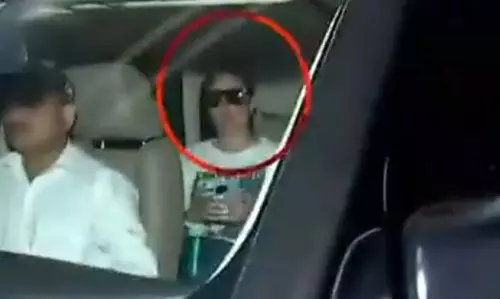 सैफ अली खान के घर की बढ़ाई गई सुरक्षा, डिस्चार्ज होकर घर लौट रहे एक्टर