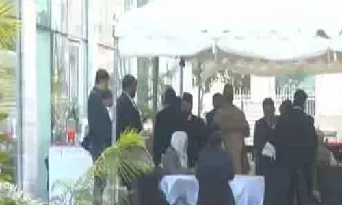 लखनऊ में वक्फ (संशोधन) विधेयक पर JPC की बैठक जारी