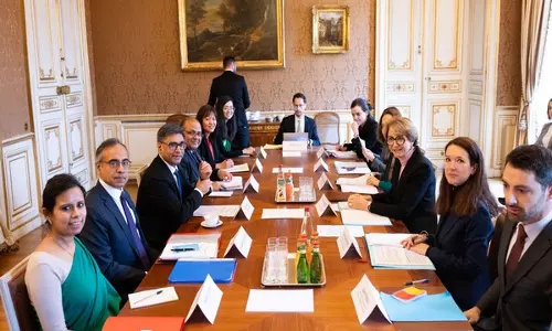 India-France ने उच्च-स्तरीय प्रौद्योगिकी क्षेत्रों में द्विपक्षीय साझेदारी बढ़ाने पर सहमति जताई