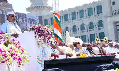 Karnataka: सिद्धारमैया ने बीजेपी को मनुवादी बताया