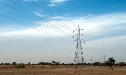 अडानी एनर्जी सॉल्यूशंस को 25,000 करोड़ की भादला-फतेहपुर HVDC परियोजना मिली