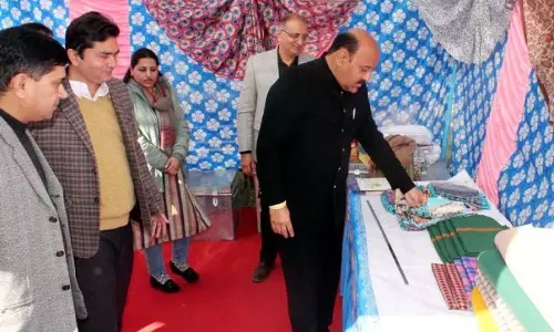उपमुख्यमंत्री ने JKI के ‘ऊनी, रेशम उत्पादों के बिक्री मेले’ का उद्घाटन किया उपमुख्यमंत्री ने JKI के ‘ऊनी, रेशम उत्पादों के बिक्री मेले’ का उद्घाटन किया