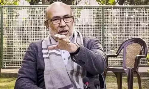 Manipur : गलतफहमियों को बातचीत से सुलझाया जाना चाहिए Manipur : गलतफहमियों को बातचीत से सुलझाया जाना चाहिए
