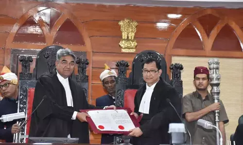 Assam :  मृदुल कुमार कलिता ने गुवाहाटी उच्च न्यायालय के न्यायाधीश के रूप में शपथ ली