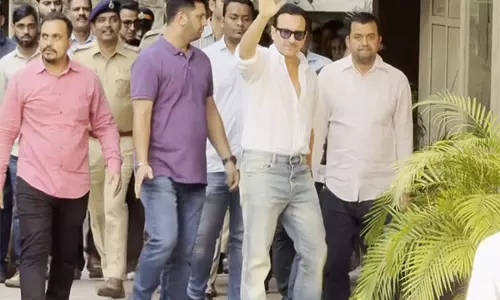 अस्पताल से छुट्टी मिलने के बाद Saif Ali Khan घर लौटे