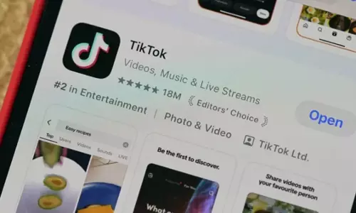 अमेरिका में Apple, Google स्टोर्स पर TikTok उपलब्ध नहीं अमेरिका में Apple, Google स्टोर्स पर TikTok उपलब्ध नहीं