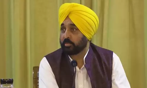 CM भगवंत मान ने भाजपा नेता प्रवेश वर्मा की टिप्पणी पर किया पलटवार CM भगवंत मान ने भाजपा नेता प्रवेश वर्मा की टिप्पणी पर किया पलटवार