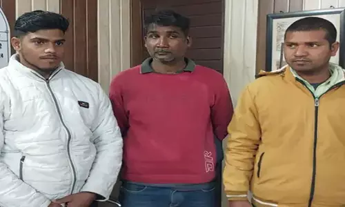 गाजीपुर में एक करोड़ रुपये की हेरोइन जब्त, तीन तस्कर गिरफ्तार