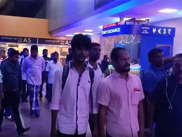 श्रीलंकाई नौसेना द्वारा गिरफ्तार किए गए 41 भारतीय मछुआरे Chennai airport पर वापस लौटे