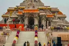 Ram Mandir: राम मंदिर प्राण प्रतिष्ठा समारोह की पहली वर्षगांठ आज, दूर-दूर से पहुंच रहे हैं भक्त