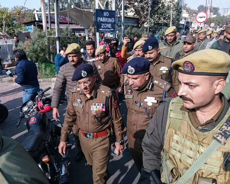 Jammu में दिनदहाड़े व्यक्ति की गोली मारकर हत्या, पुलिस को गैंगवार का संदेह