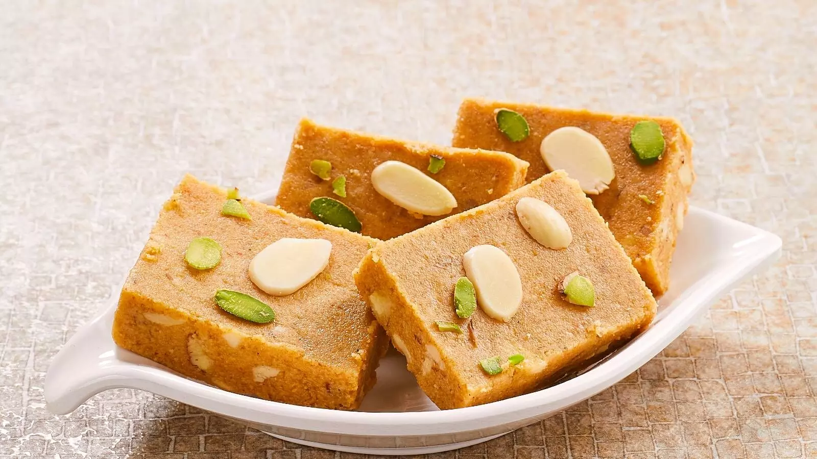 Peanut Barfi लाजवाब जायका,आसान रेसिपी