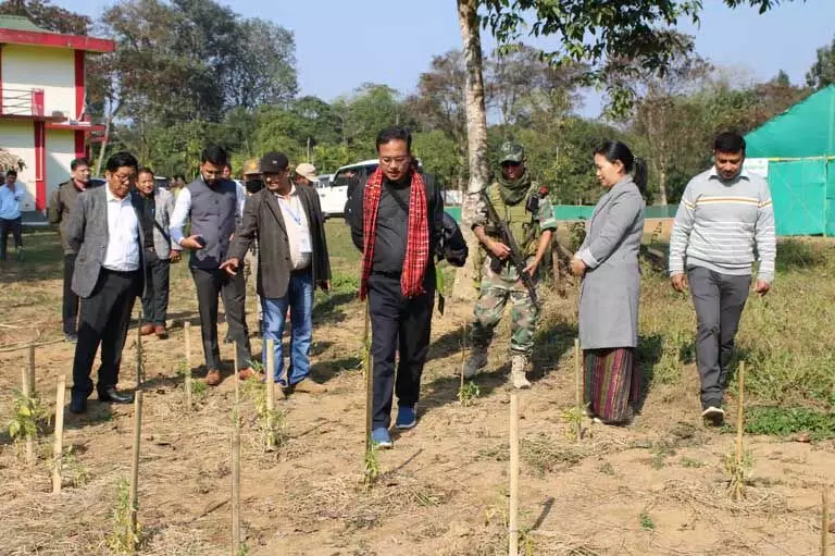 Arunachal : मंत्री गेब्रियल डी. वांगसू ने चांगलांग जिले में कृषि विकास की समीक्षा की