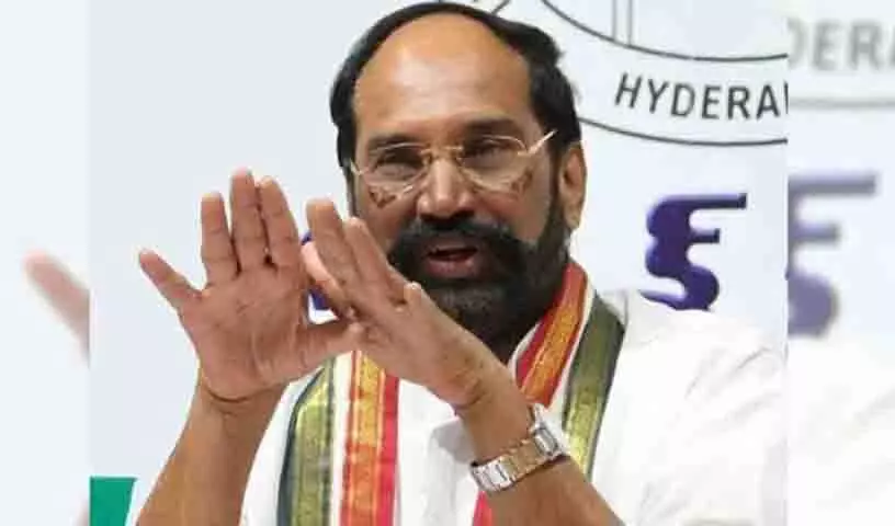 Uttam Kumar Reddy को नारायणपुर में महिलाओं के गुस्से का सामना करना पड़ा