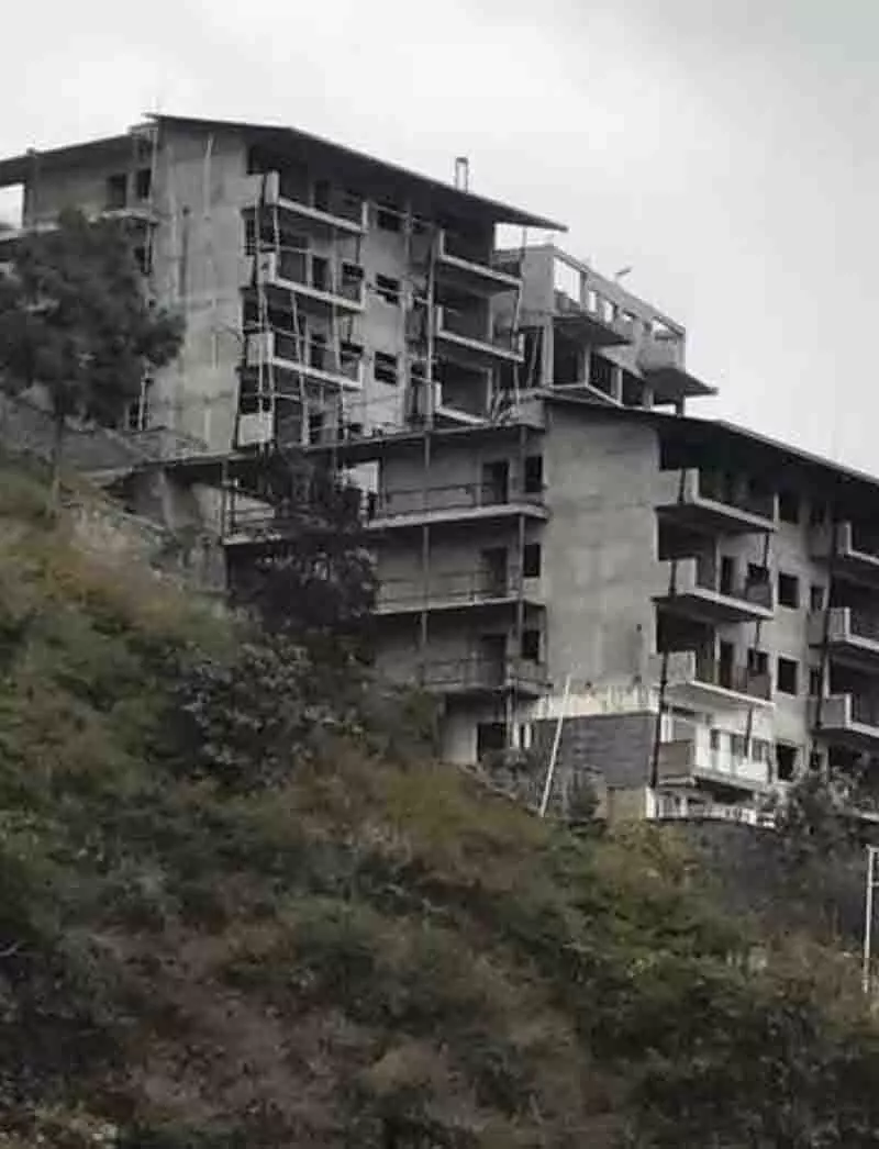 Solan DC द्वारा 44.5 बीघा जमीन सरकार को सौंपने के फैसले को बरकरार रखा गया