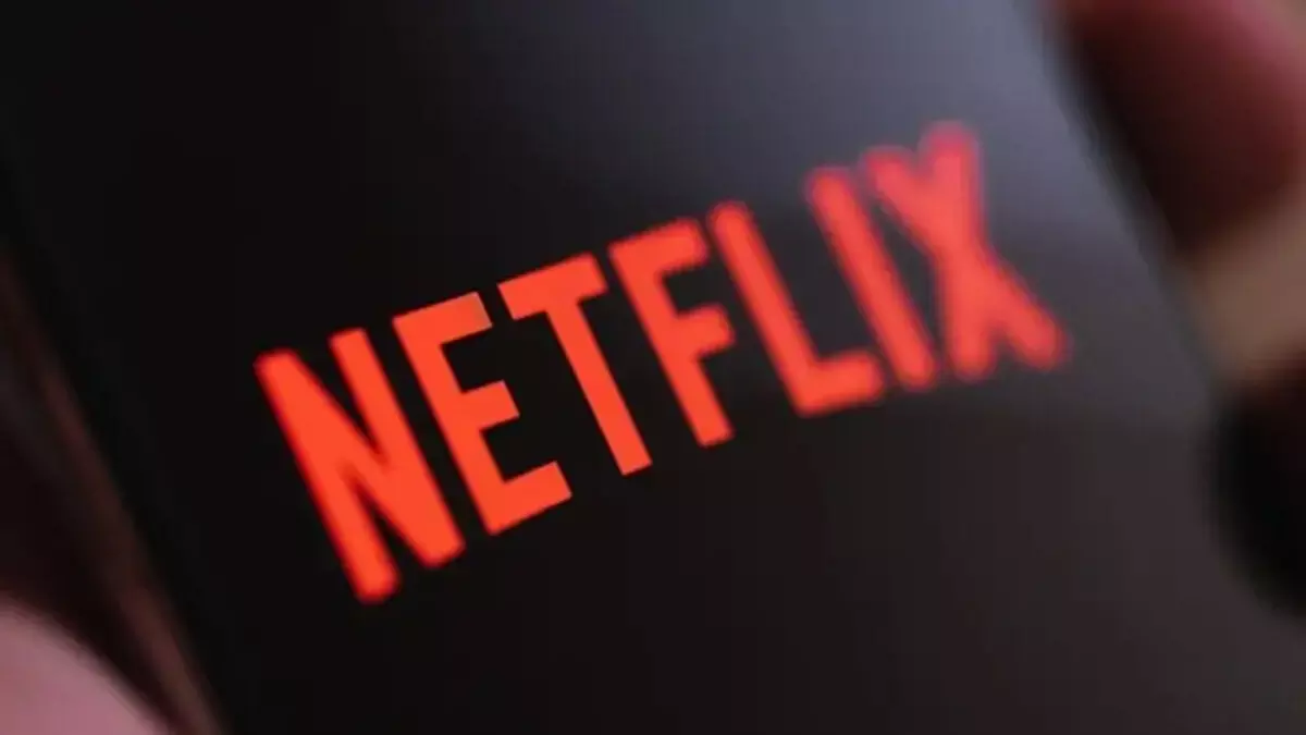 Netflix सब्सक्रिप्शन की कीमत बढ़ी: क्या इसका भारतीय उपयोगकर्ताओं पर असर पड़ेगा?