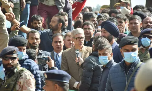 CM ने बधाल गांव में मृतकों के परिवारों को सहायता प्रदान की CM ने बधाल गांव में मृतकों के परिवारों को सहायता प्रदान की